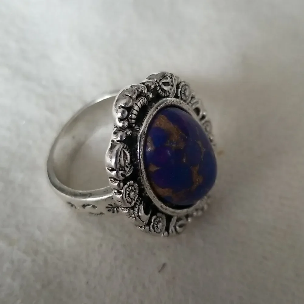Purple vintage style silver tone band size 9